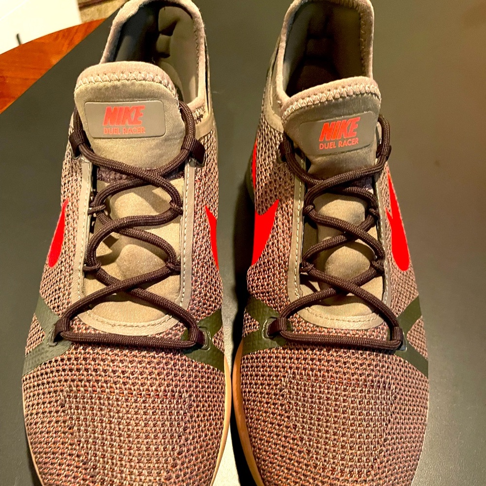 Nike Duel Racer mens size 9, khaki/red like new only worn few times.